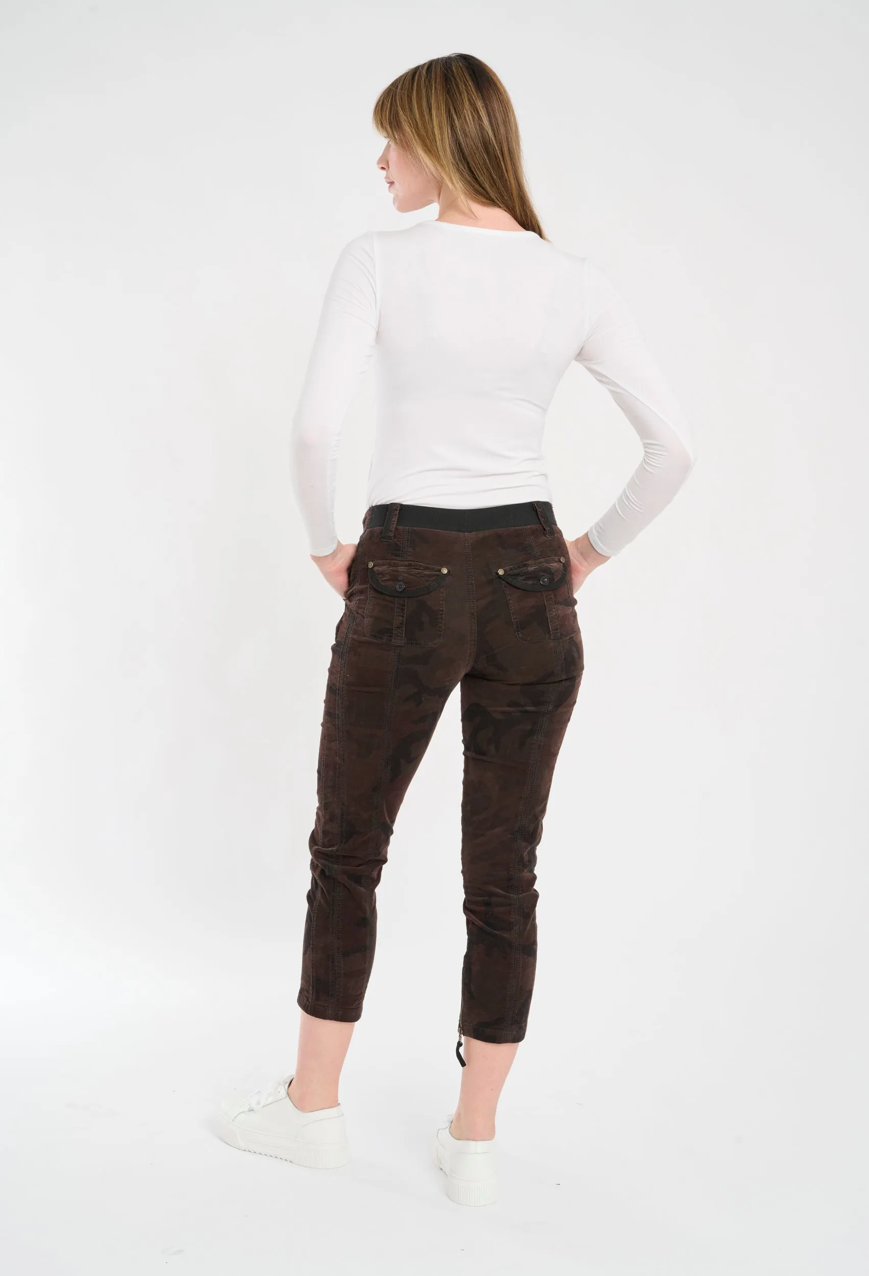 Eliam Corduroy Pant
