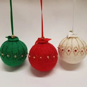 Felt Christmas Embroidered Ball - White