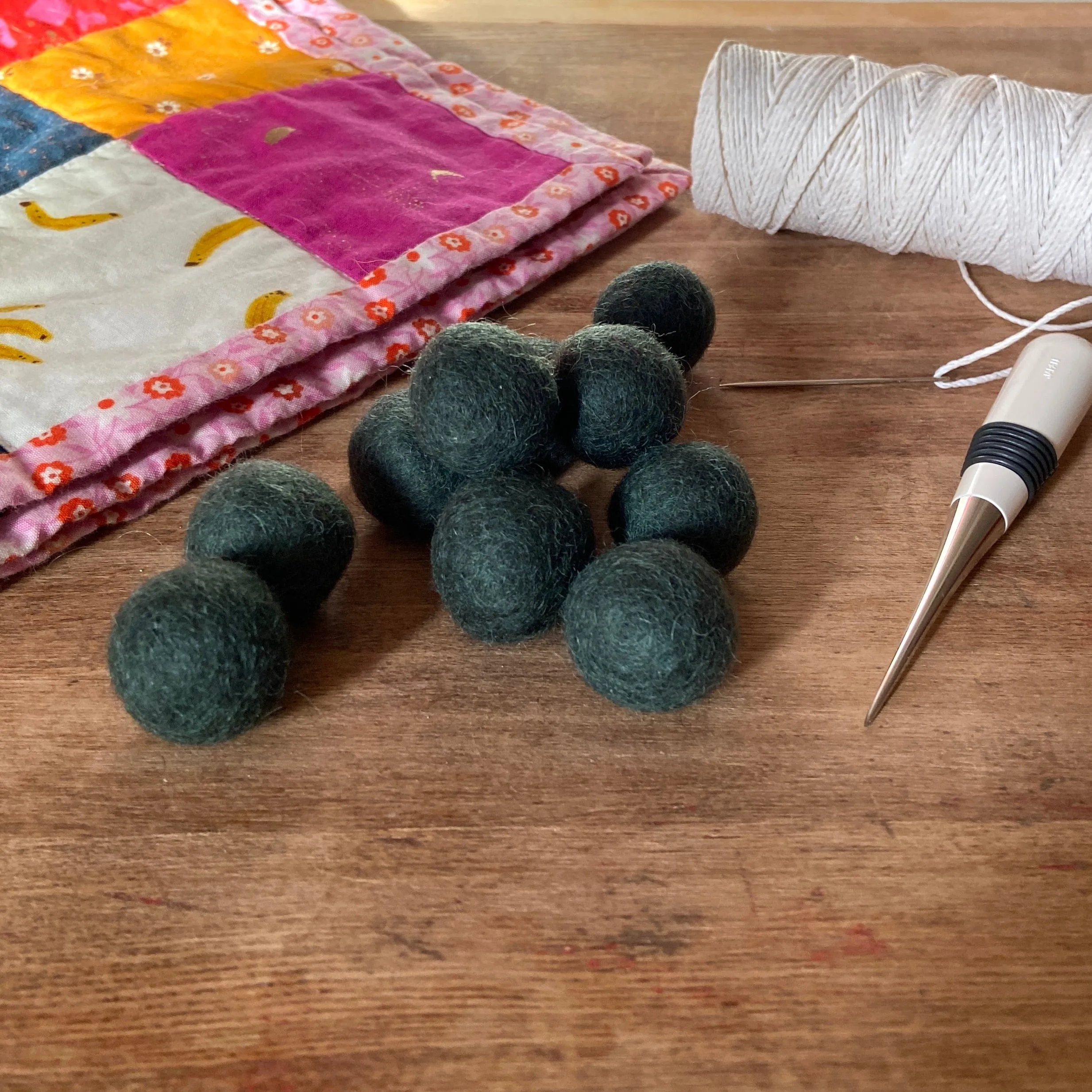 Wool Felt Balls - #8 Spruce - Ten 1" Balls, 2.2cm